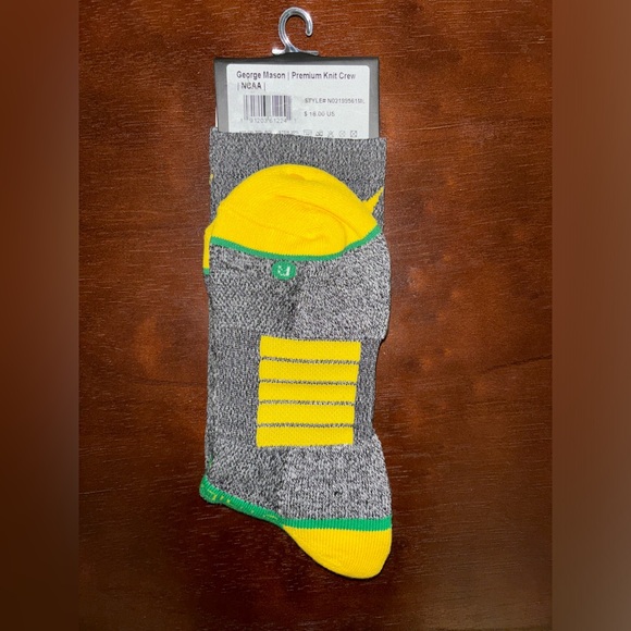 GEORGE MASON UNIVERSITY STRIDELINE CREW SOCKS NWT MEN’S SHOE SIZE 8-12 - Picture 2 of 2